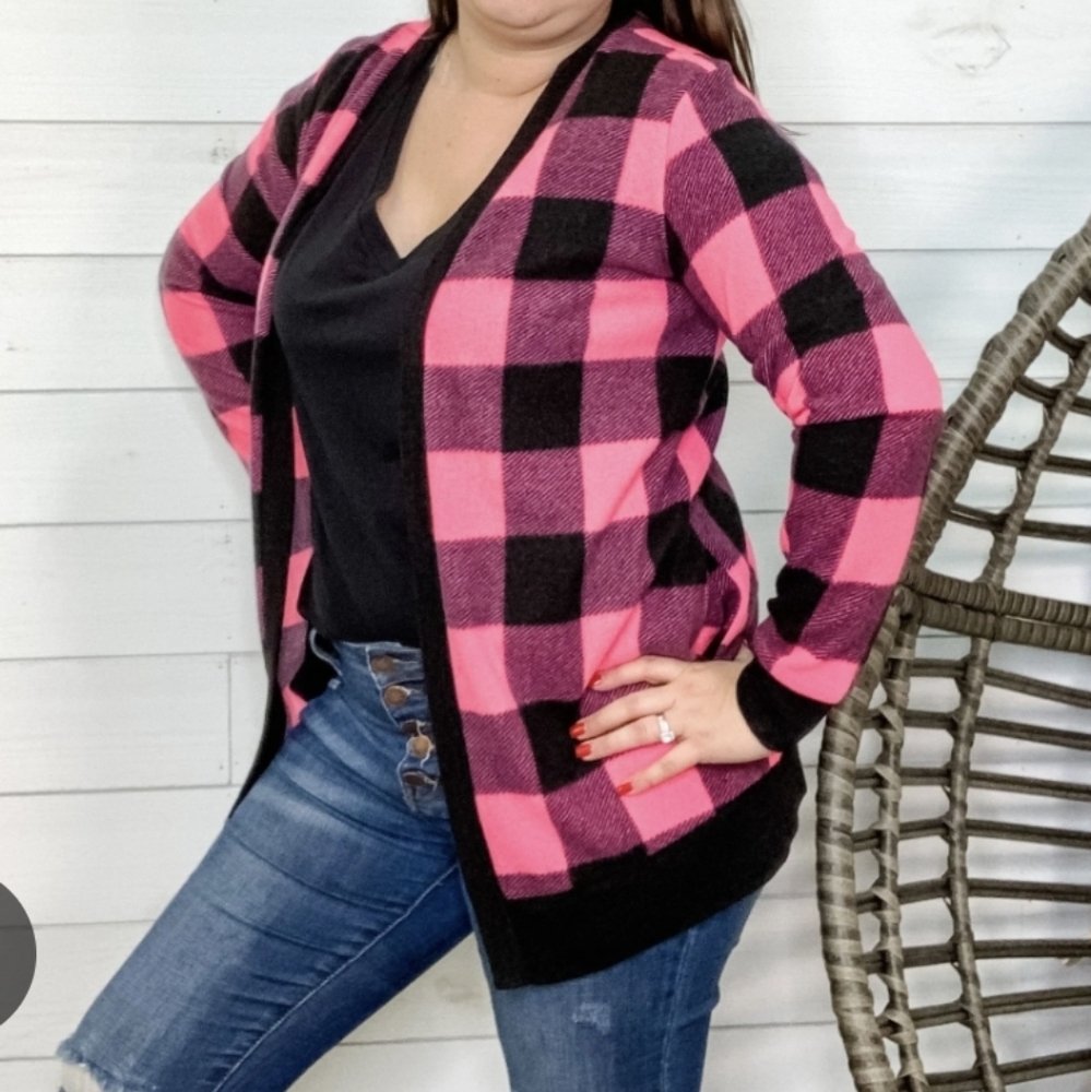 Honey Me NWOT Buffalo Plaid Sweater Large